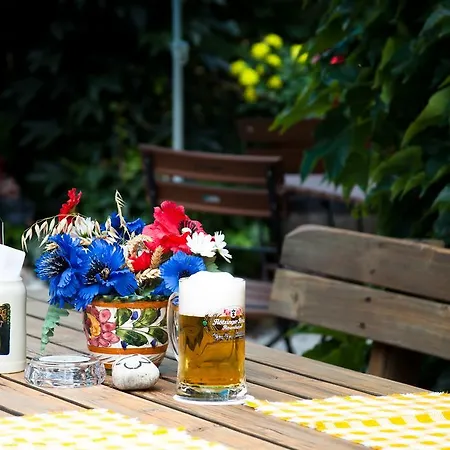 Landgasthof Pilsenhof Entenbraterei 3* 헤헨도르프암필젠지