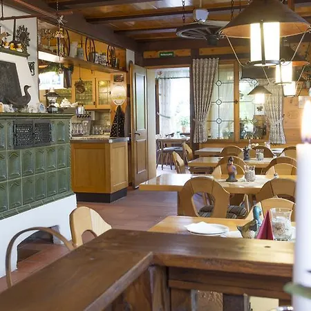 Landgasthof Pilsenhof Entenbraterei 게스트하우스 헤헨도르프암필젠지