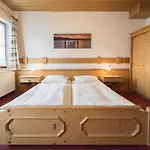 Landgasthof Pilsenhof Entenbraterei ゲストハウス