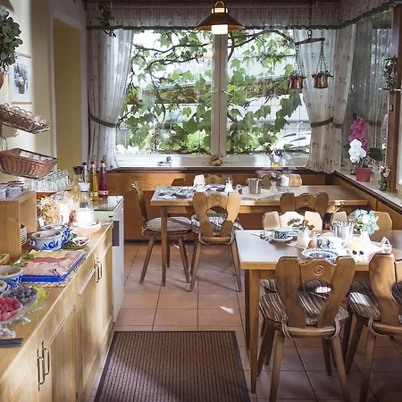 Guest house Landgasthof Pilsenhof Entenbraterei 2*