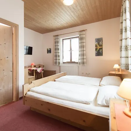 Landgasthof Pilsenhof Entenbraterei Hechendorf am Pilsensee